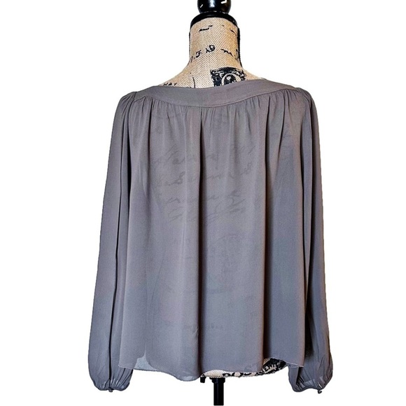 Aritzia Wilfred Semi Sheer Taupe Blouse Size Small - Picture 3 of 7